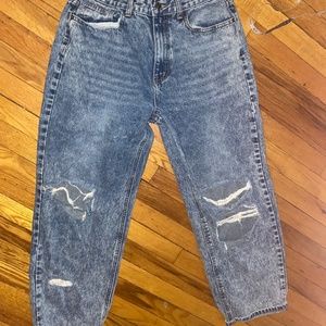 PLT LOW RISE OVERSIZED JEANS